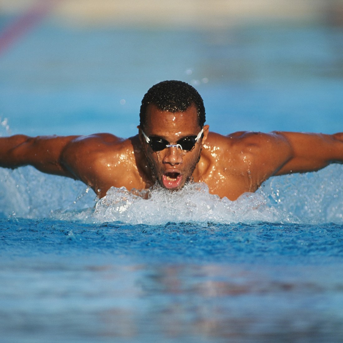Anthony Nesty swimming the butterfly stroke